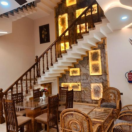Amritam Palace A Luxury Ac Home Stay Ringas المظهر الخارجي الصورة