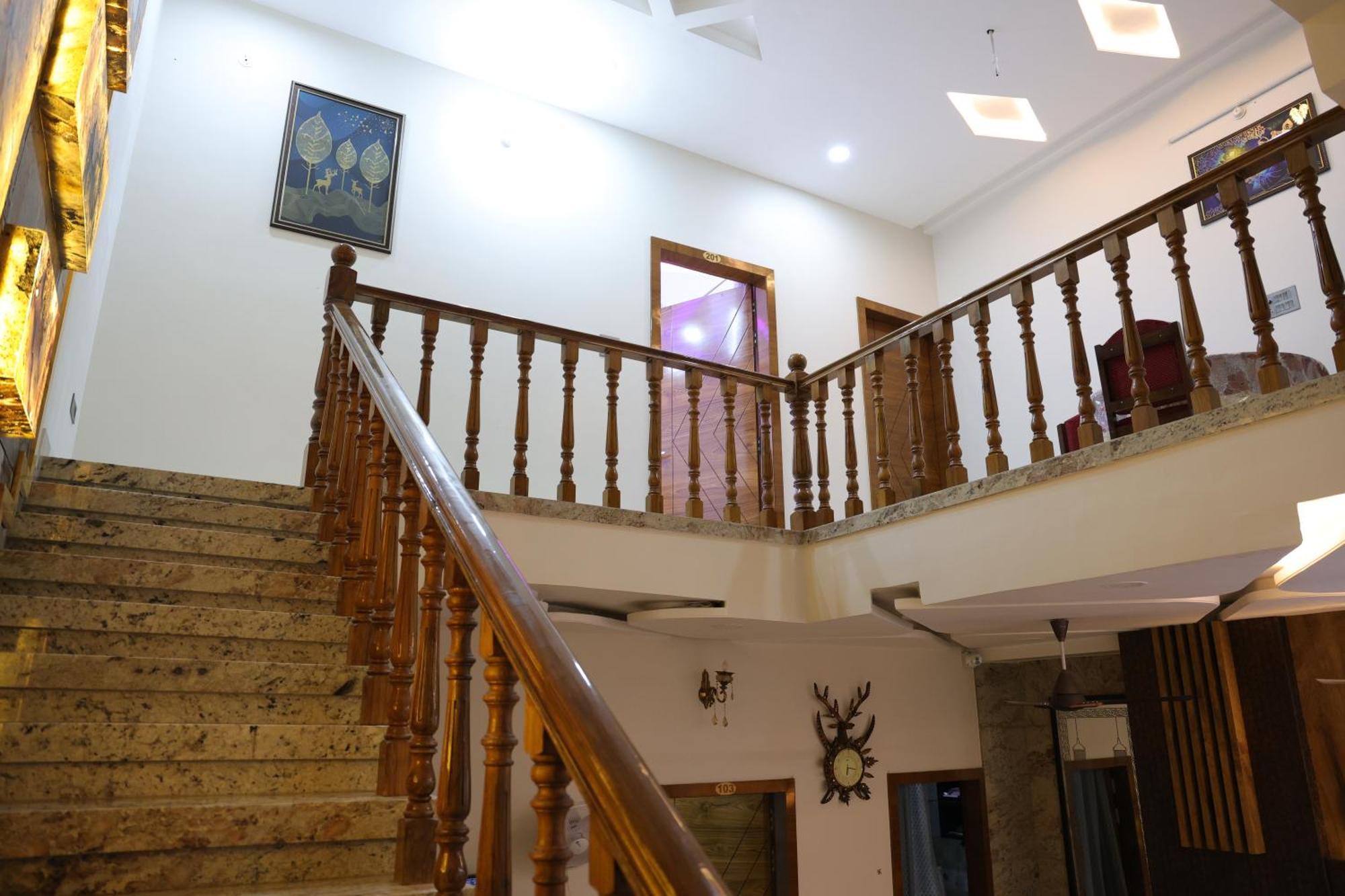 Amritam Palace A Luxury Ac Home Stay Ringas المظهر الخارجي الصورة