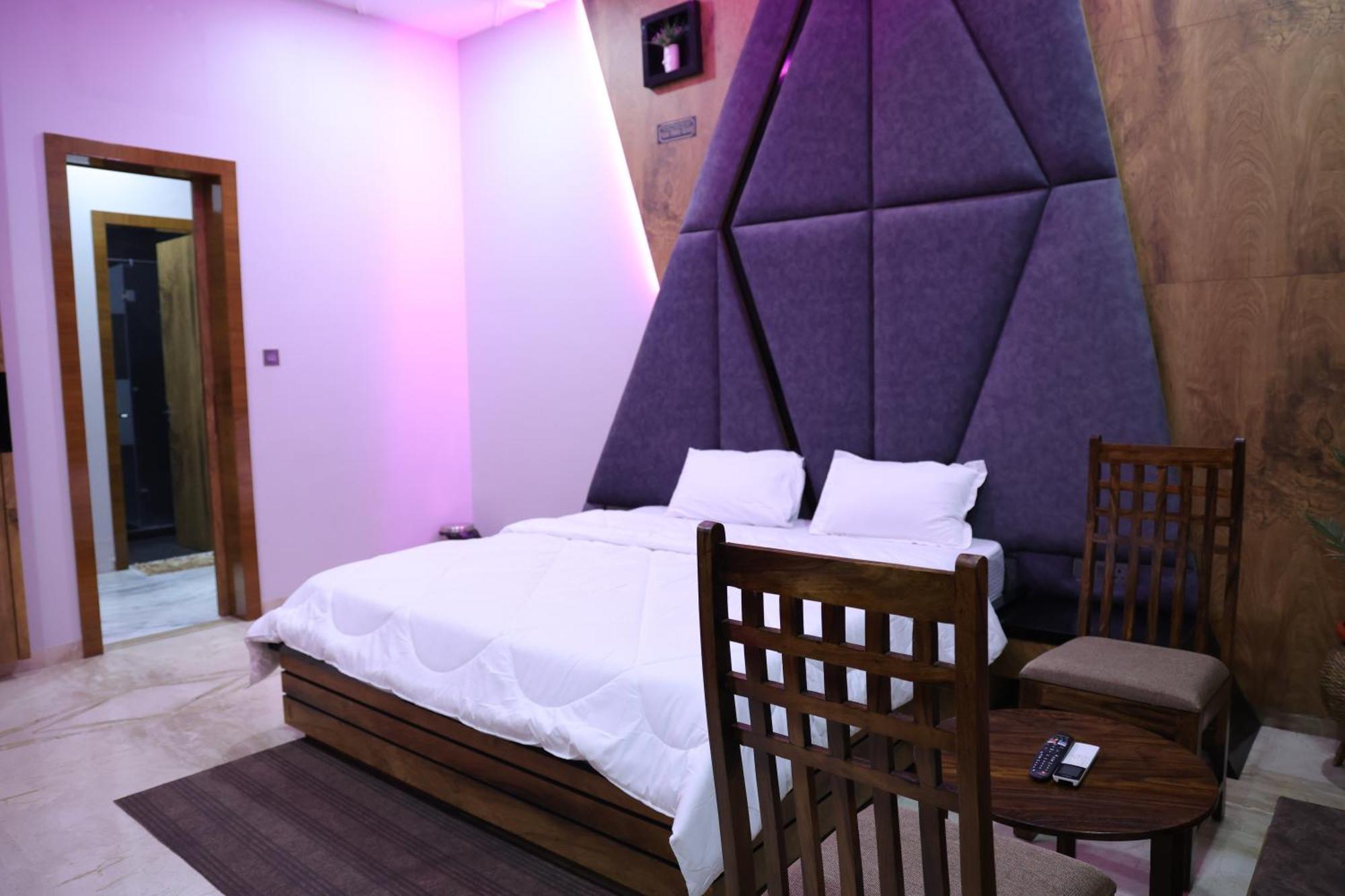 Amritam Palace A Luxury Ac Home Stay Ringas المظهر الخارجي الصورة