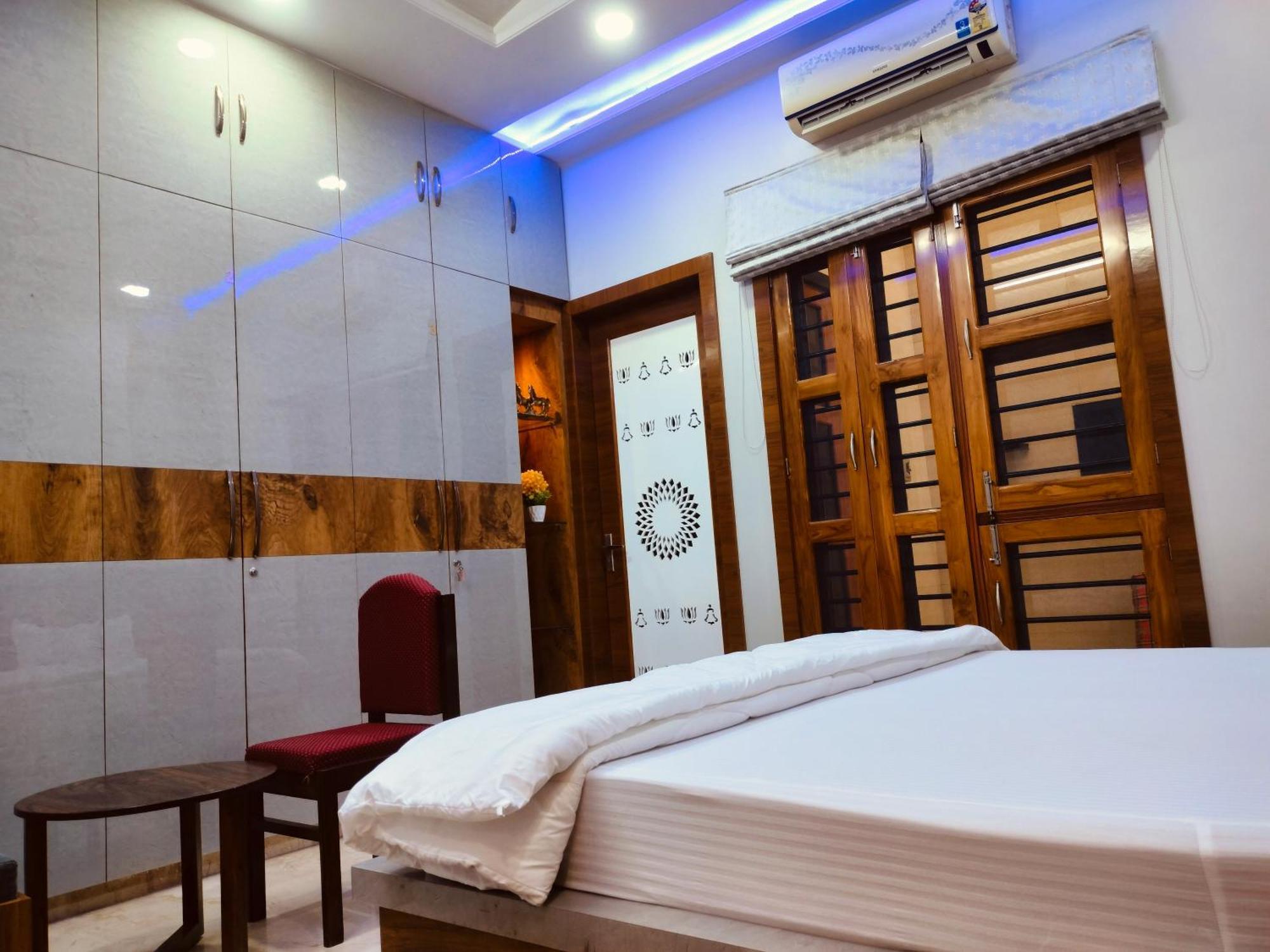 Amritam Palace A Luxury Ac Home Stay Ringas المظهر الخارجي الصورة